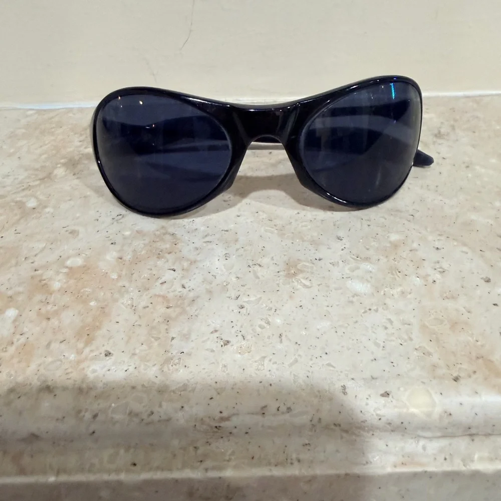Vintage Y2K Gargoyles Black Lens Black Frame
